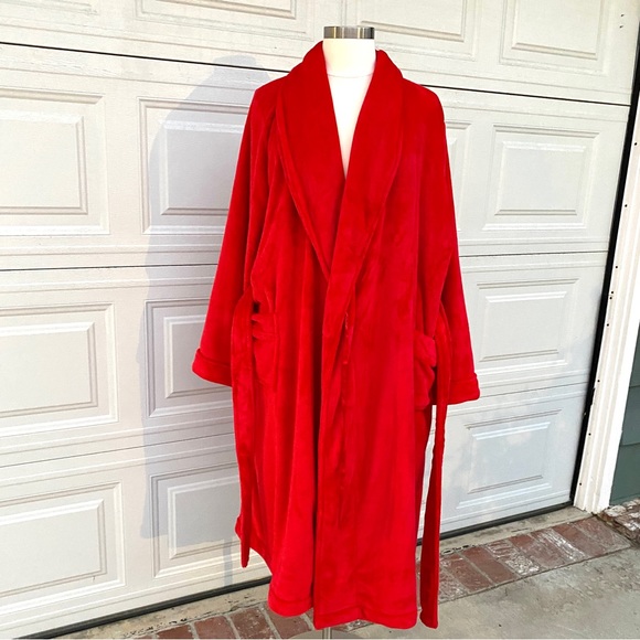 NORDSTROM red plush robe luxurious cozy wrap tie pockets long plus size 2X NEW - Picture 12 of 12